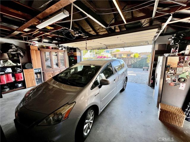 528 S Ash Avenue, Inglewood, CA 90301