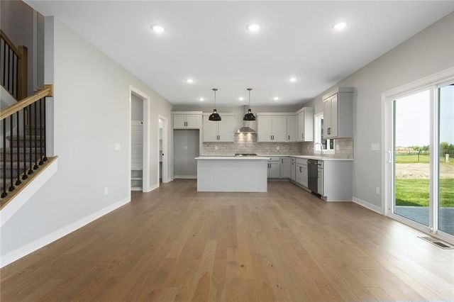 13428 W 178th Street, Overland Park, KS 66013