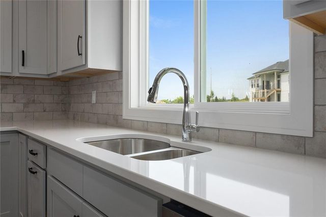 13428 W 178th Street, Overland Park, KS 66013