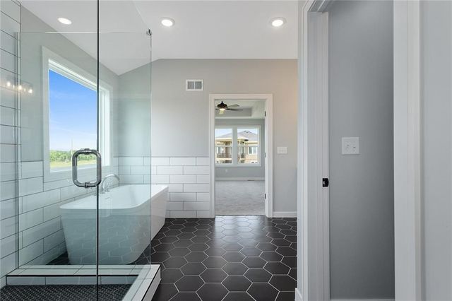 13428 W 178th Street, Overland Park, KS 66013