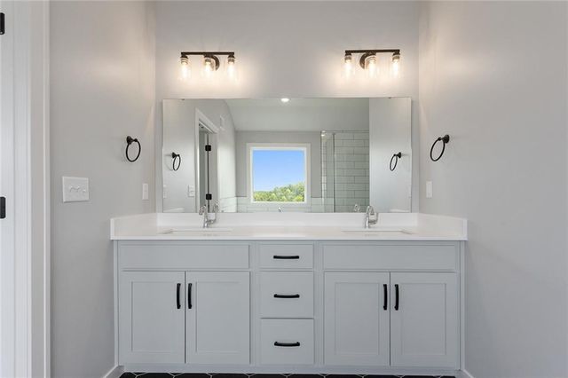 13428 W 178th Street, Overland Park, KS 66013