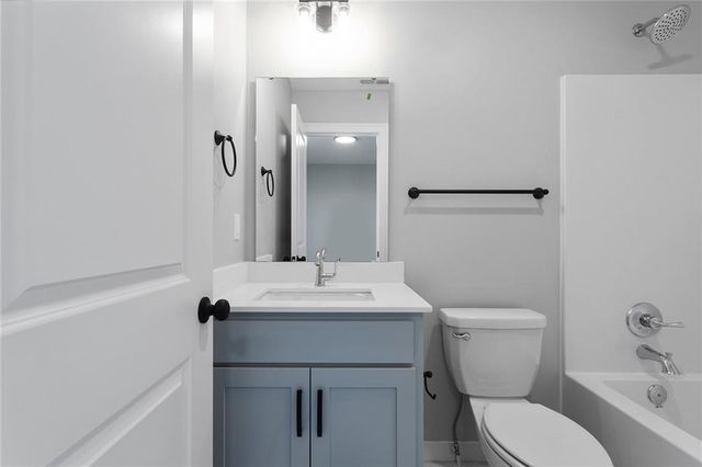 13428 W 178th Street, Overland Park, KS 66013