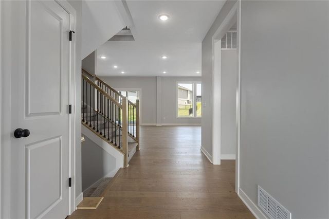 13428 W 178th Street, Overland Park, KS 66013