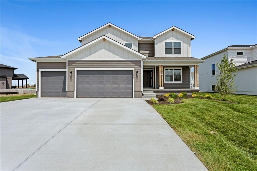 13428 W 178th Street, Overland Park, KS 66013