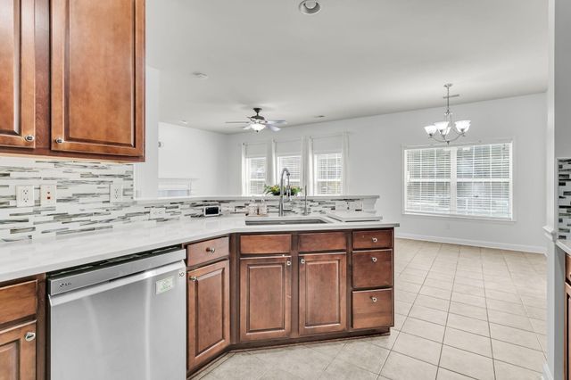 1412 Kinglet Lane, Hanahan, SC 29410