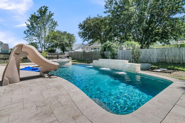 1412 Kinglet Lane, Hanahan, SC 29410