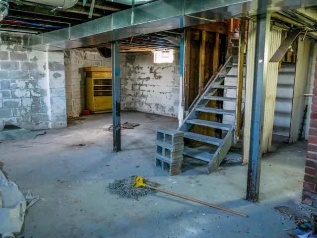 20525 Russell, Highland Park City, MI 48203