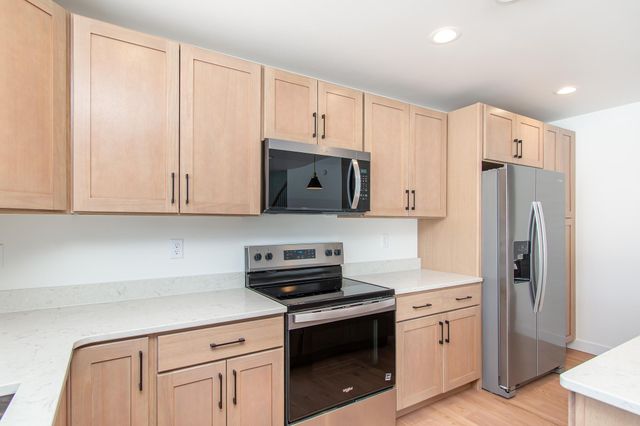 3724 27th Street S, Moorhead, MN 56560