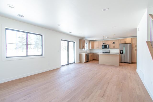 3724 27th Street S, Moorhead, MN 56560