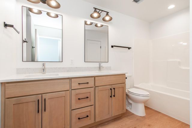 3724 27th Street S, Moorhead, MN 56560