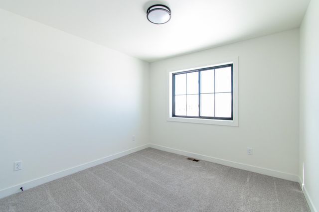 3724 27th Street S, Moorhead, MN 56560