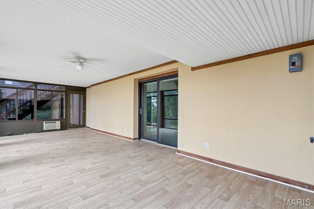 7040 Christopher Drive, St Louis, MO 63129