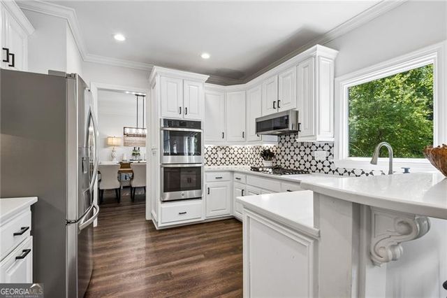 5428 Glencastle Way, Suwanee, GA 30024