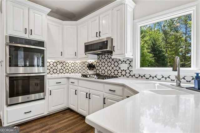 5428 Glencastle Way, Suwanee, GA 30024