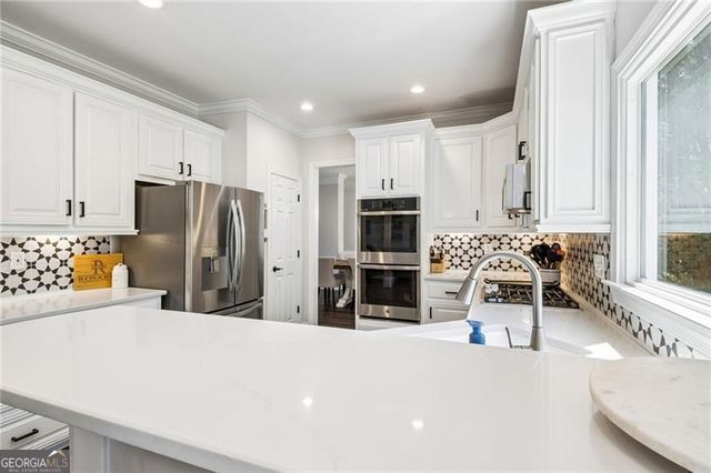 5428 Glencastle Way, Suwanee, GA 30024