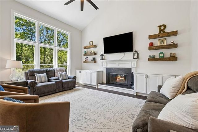 5428 Glencastle Way, Suwanee, GA 30024