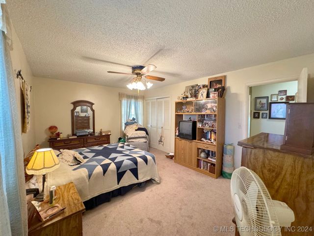 613 S Rodgers Street, Vian, OK 74962