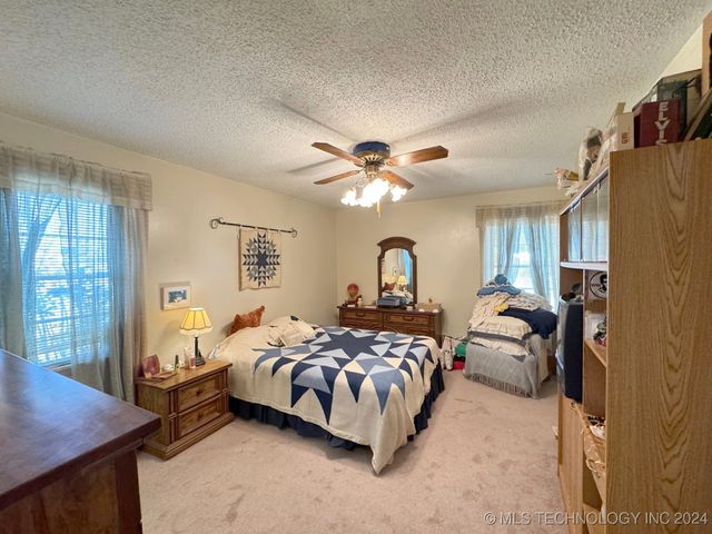 613 S Rodgers Street, Vian, OK 74962