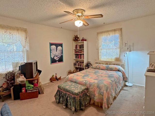 613 S Rodgers Street, Vian, OK 74962