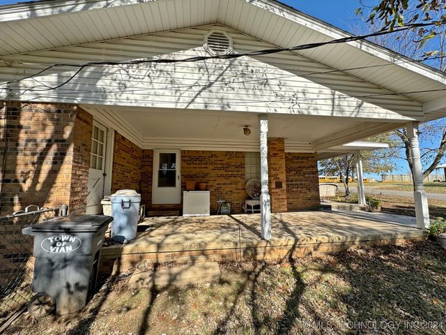 613 S Rodgers Street, Vian, OK 74962