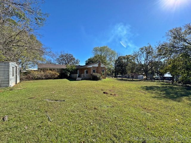 613 S Rodgers Street, Vian, OK 74962