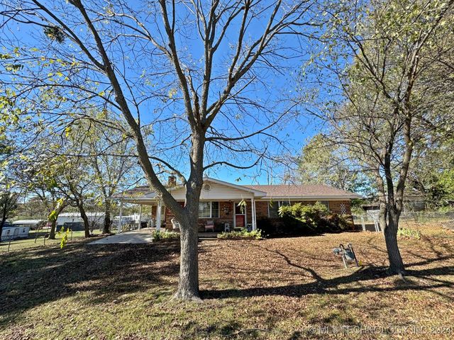 613 S Rodgers Street, Vian, OK 74962