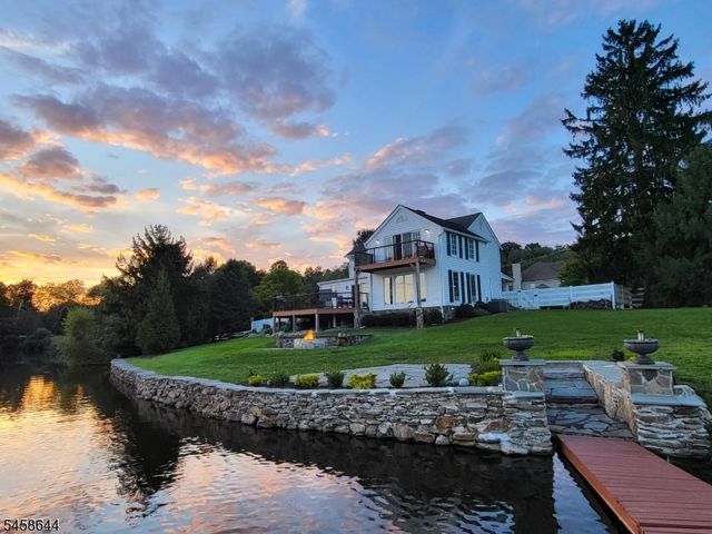 61 Race St, Union Twp., NJ 08867