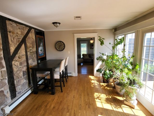 61 Race St, Union Twp., NJ 08867