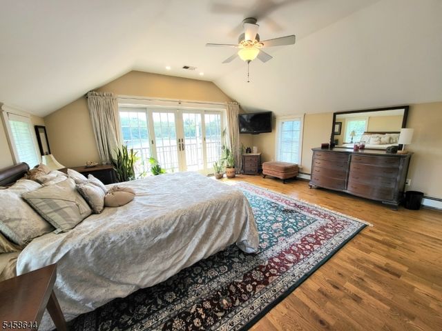 61 Race St, Union Twp., NJ 08867