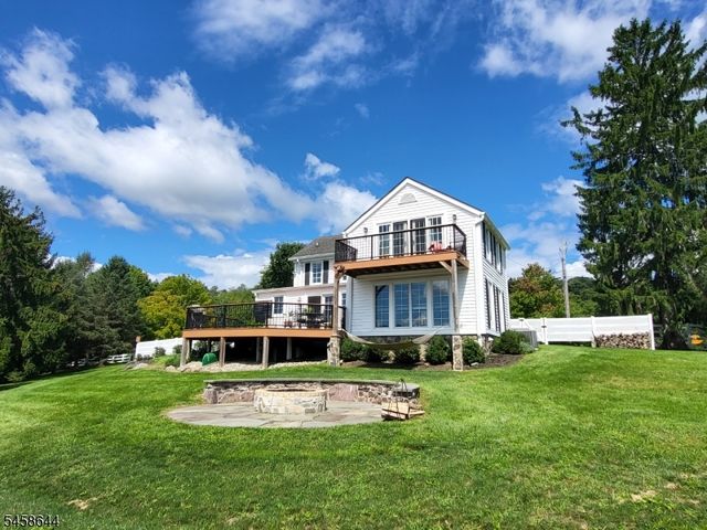 61 Race St, Union Twp., NJ 08867
