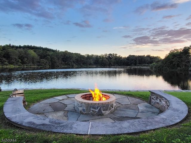 61 Race St, Union Twp., NJ 08867