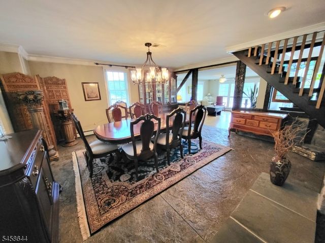 61 Race St, Union Twp., NJ 08867