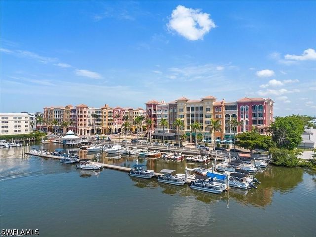 410 Bayfront PL 2405, Naples, FL 34102