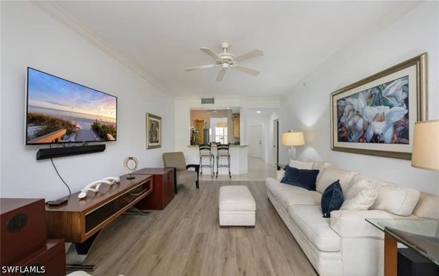 410 Bayfront PL 2405, Naples, FL 34102