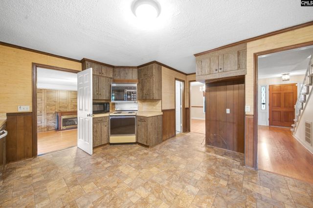 2439 Dove Lane, Columbia, SC 29210