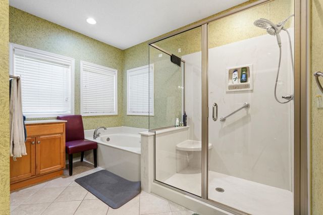 3092 Kings Ct., Little River, SC 29566