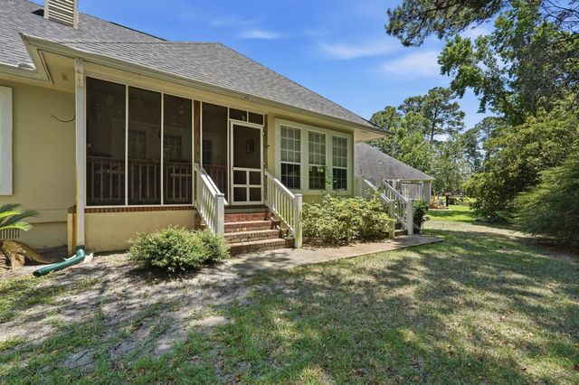 3092 Kings Ct., Little River, SC 29566