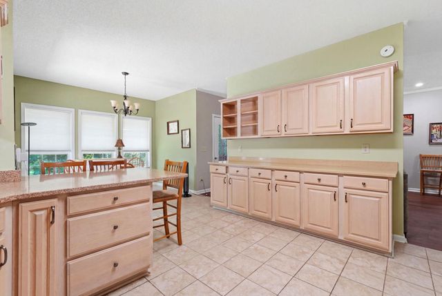 3092 Kings Ct., Little River, SC 29566