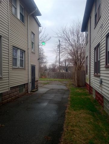 11336 Nardin Park, Detroit, MI 48204