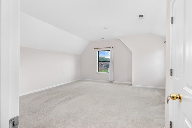 9754 WOODLAND FOX LN, Cordova, TN 38018