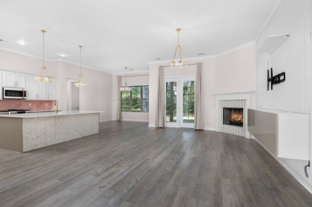 9754 WOODLAND FOX LN, Cordova, TN 38018