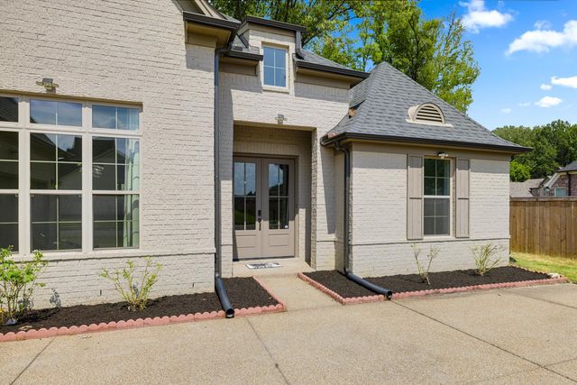 9754 WOODLAND FOX LN, Cordova, TN 38018