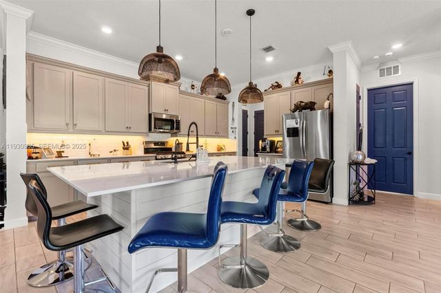 1177 Wandering Willow Way, Loxahatchee, FL 33470