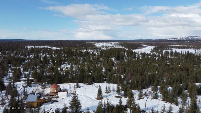 64529 Kodiaks Court, Nikolaevsk, AK 99556