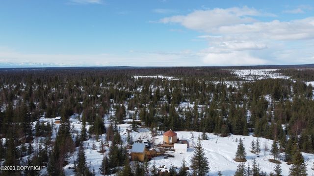 64529 Kodiaks Court, Nikolaevsk, AK 99556