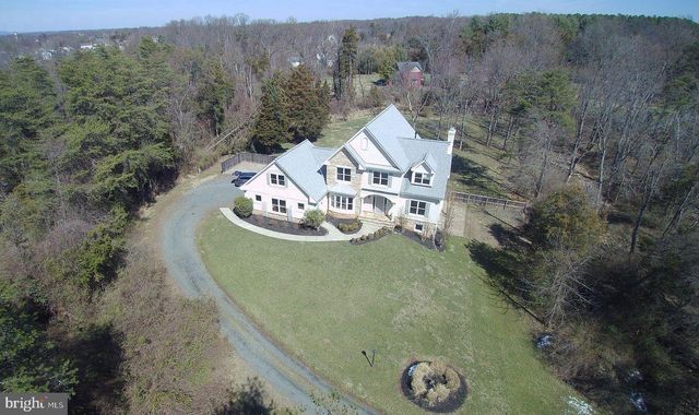 710 PARRISH FARM LN, Great Falls, VA 22066