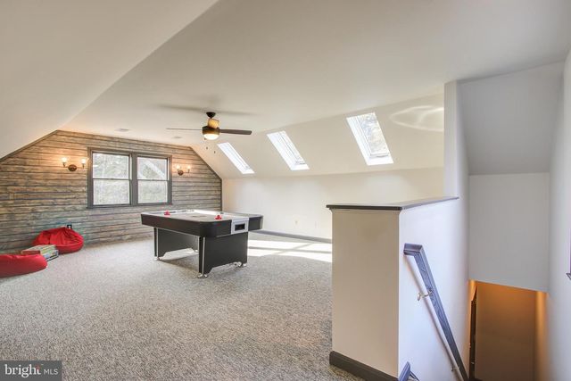 710 PARRISH FARM LN, Great Falls, VA 22066