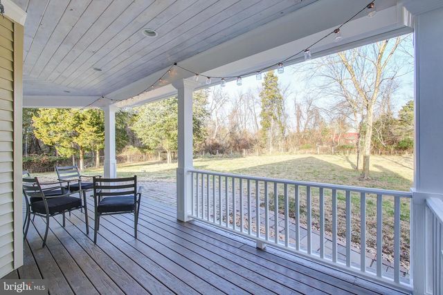 710 PARRISH FARM LN, Great Falls, VA 22066