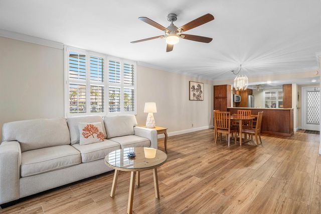911 Gardenia Drive 154, Delray Beach, FL 33483