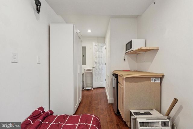 517 N 35TH ST, Philadelphia, PA 19104